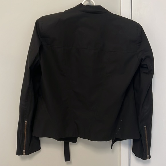 Helmut lang small black jacket. Great conditions. - Picture 4 of 4